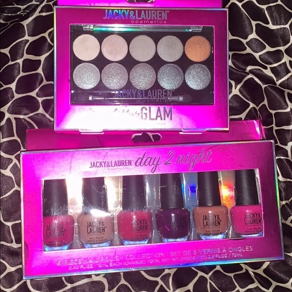 Jacky & Lauren eyeshadow set‎